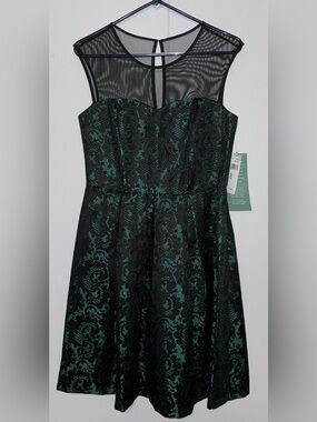 Studio One New York Emerald Green & Black Brocade Mesh Dress Size 8 NWT